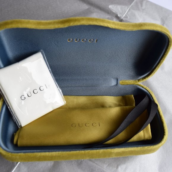 Gucci Sunglasses Case,Medium Yellow Velvet Hard Clamshell,Yellow Satin Bag,Cloth - Picture 3 of 13